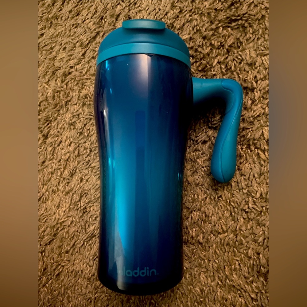 Aladdin travel coffee mug with handle